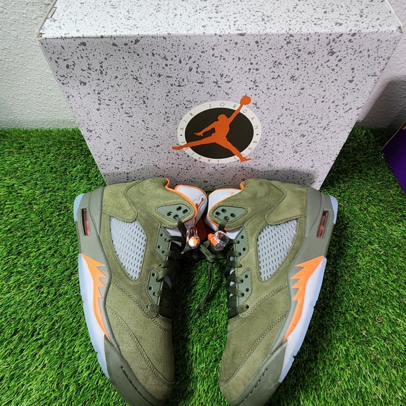Size 12 - Air Jordan 5 Retro 2024 Olive Green Orange Suede (DD0587-308) - Picture 5 of 10